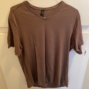 Lululemon men’s xl shirt brownish red
